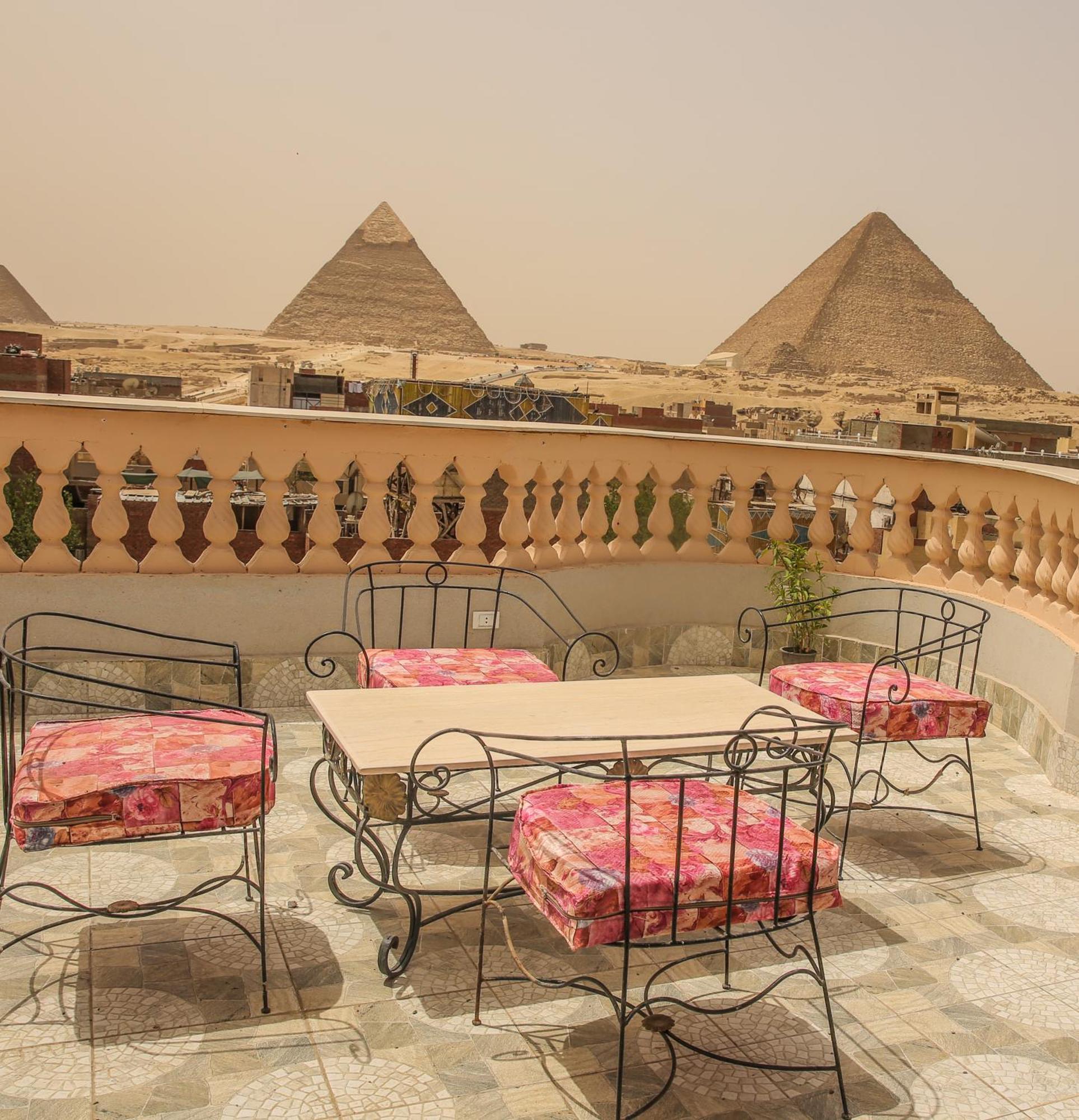 Queen Pyramids View Inn Kafrat al Jabal ภายนอก รูปภาพ